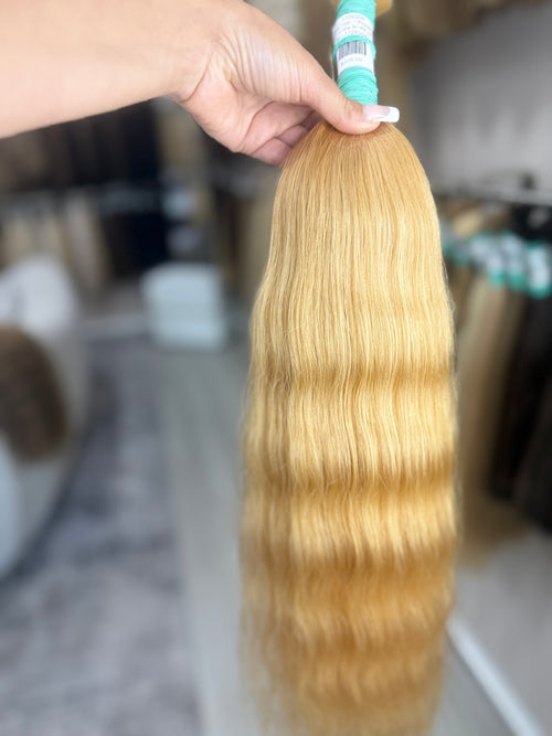 Ombre Hair  - Processed (Wavy - Color lo -69 cm -143 gr - 1725/204)