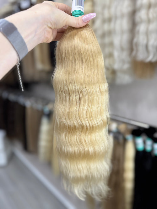 Raw Hair Extensions - Processed (wavy - Color 20 -51 cm -102 gr - 109/225)