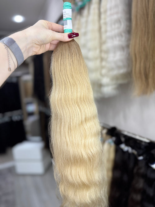 Raw Hair Extensions - Processed (wavy - Color ombre -61 cm -108 gr - 7211/219)