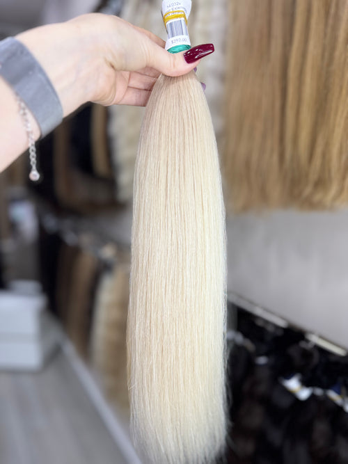 Raw Hair Extensions - Processed (straight - Color 000 -54 cm -112 gr - 14/232v)