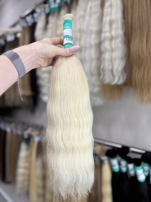 Raw Hair Extensions - Processed (Wavy - Color 200 -49 cm -121 gr)