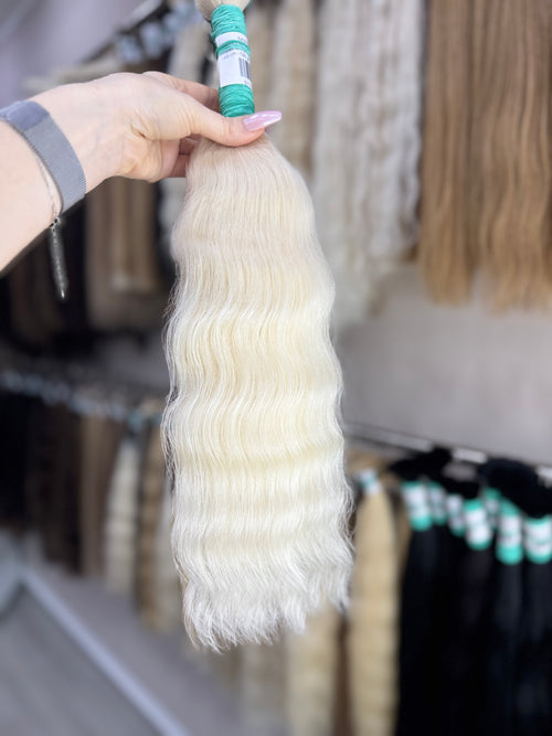 Raw Hair Extensions - Processed (Wavy - Color 200 -49 cm -126 gr - 6439/195)