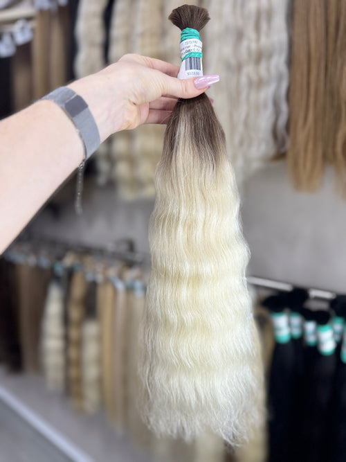 Ombre Hair  - Processed (Wavy - Color 0 -52 cm -86 gr)