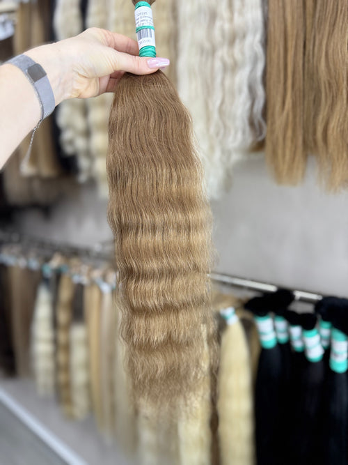 Raw Hair Extensions - Processed (wavy - Color 8 -55 cm -83 gr - 125/225)