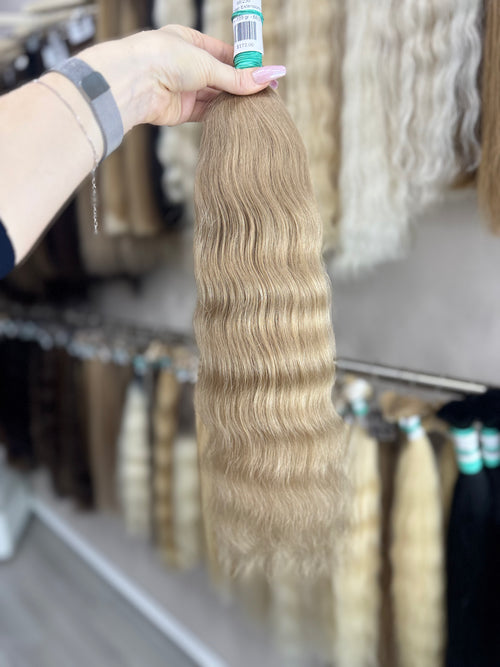 Raw Hair Extensions - Processed (wavy - Color 10 -55 cm -109 gr - 68/230)