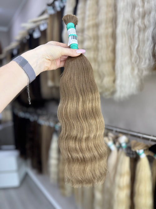Raw Hair Extensions - Processed (Wavy - Color 81 -49 cm -104 gr)