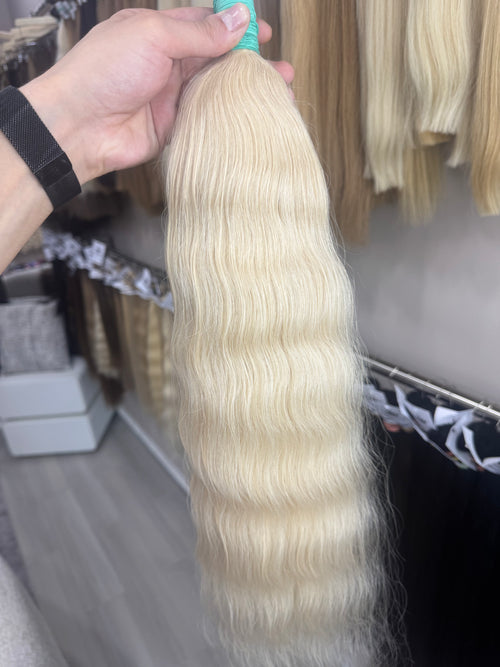 Raw Hair Extensions - Processed (wavy - Color 201 -70 cm -169 gr - 3350/211)