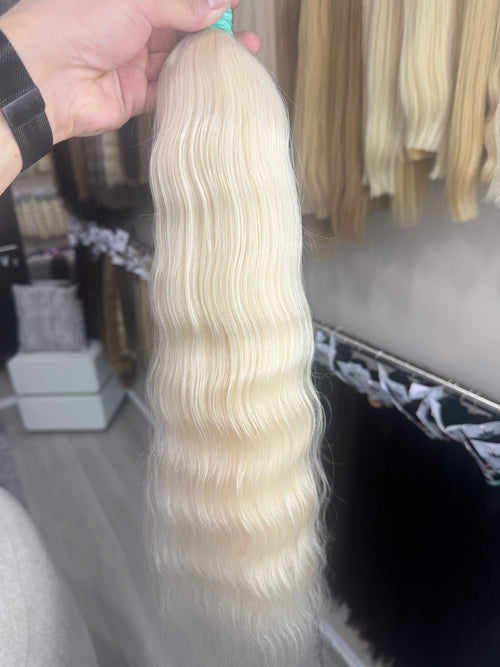 Raw Hair Extensions - Processed (Wavy - Color 201 -67 cm -162 gr - 3417/211)