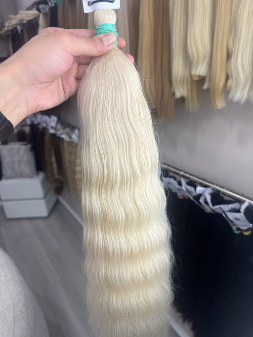 Raw Hair Extensions - Processed (wavy - Color 201 -63 cm -159 gr - 8774/234)
