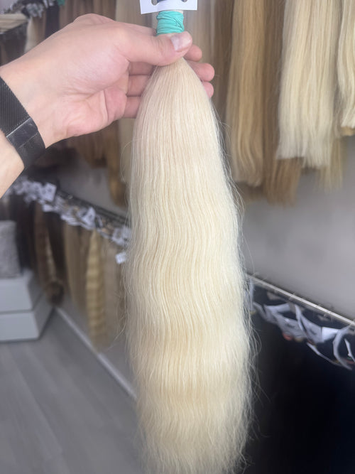 Raw Hair Extensions - Processed (Wavy - Color 201 -60 cm -122 gr - 3828/215t)