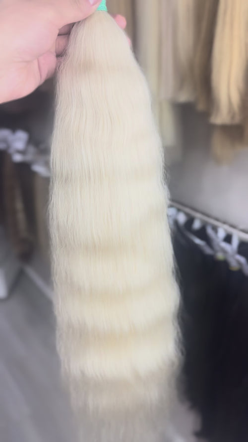 Raw Hair Extensions - Processed (wavy - Color 200 -72 cm -179 gr - 3368/212)