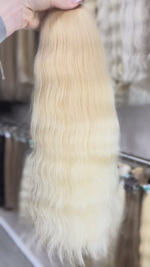Raw Hair Extensions - Processed (wavy - Color 25 -54 cm -119 gr - 114/225)