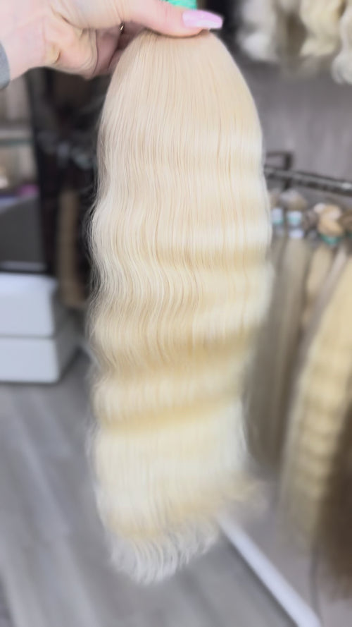 Raw Hair Extensions - Processed (Wavy - Color 16 -56 cm -164 gr - 3812/210)