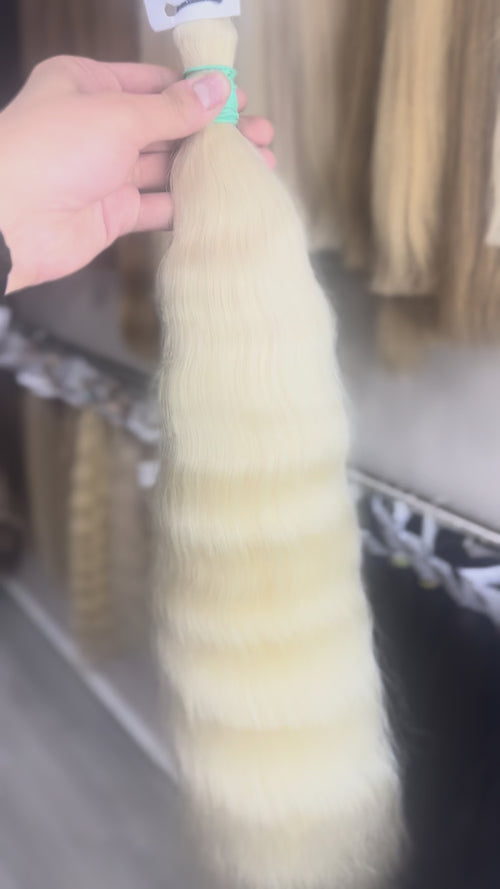 Raw Hair Extensions - Processed (Wavy - Color 201 -70 cm -158 gr)