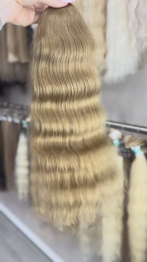 Raw Hair Extensions - Processed (wavy - Color 6 -57 cm -134 gr - 8151/225)