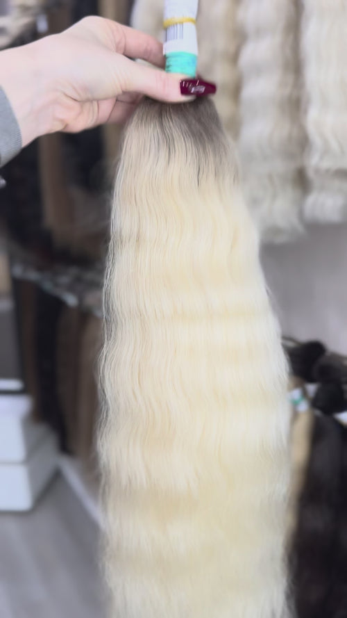 Raw Hair Extensions - Processed (Wavy - Color ombre -66 cm -130 gr - 196/233)