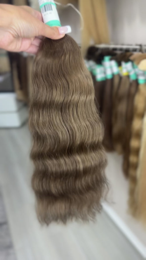 Raw Hair Extensions - Processed (Wavy - Color 5 -48 cm -130 gr)