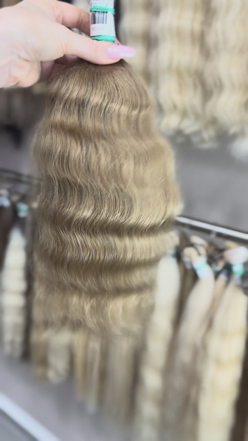 Raw Hair Extensions - Processed (Wavy - Color 14 -45 cm -77 gr)