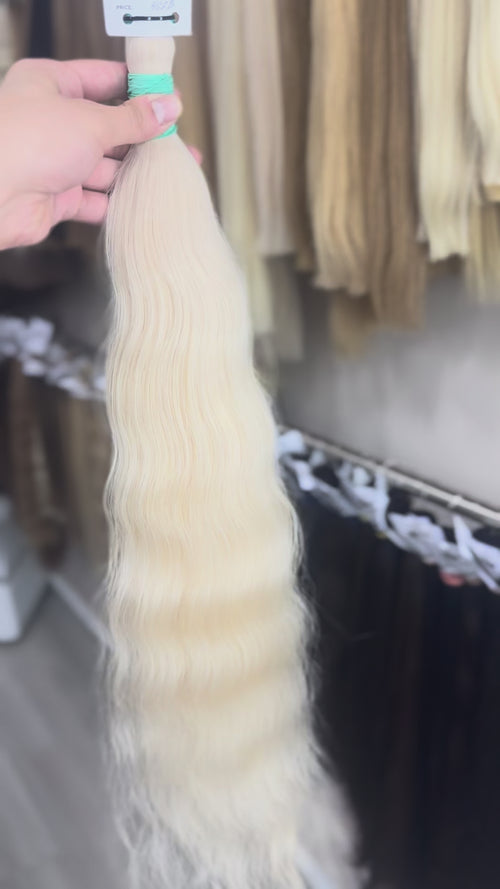 Raw Hair Extensions - Processed (Wavy - Color 201 -66 cm -178 gr - 3786/213)