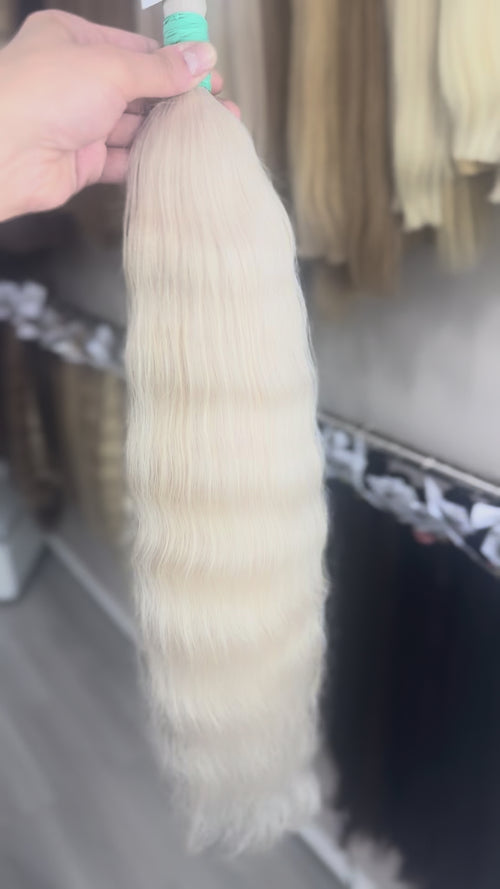Raw Hair Extensions - Processed (Wavy - Color 201 -65 cm -124 gr - 3775/213)