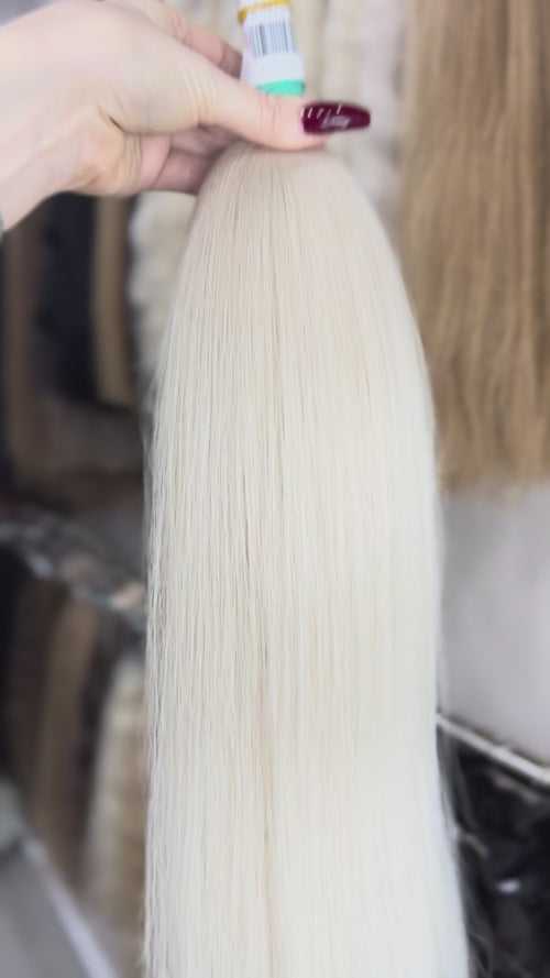 Raw Hair Extensions - Processed (straight - Color 000 -57 cm -123 gr - 22/232v)