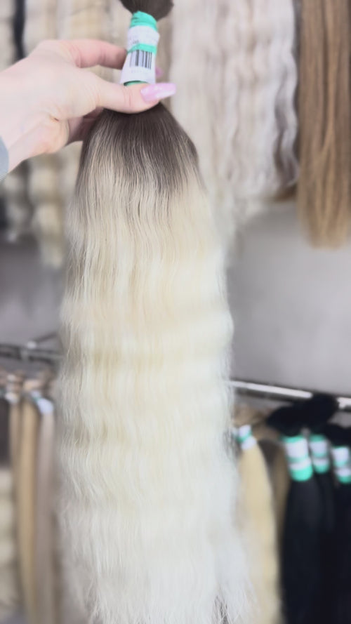 Ombre Hair  - Processed (Wavy - Color 0 -52 cm -86 gr)