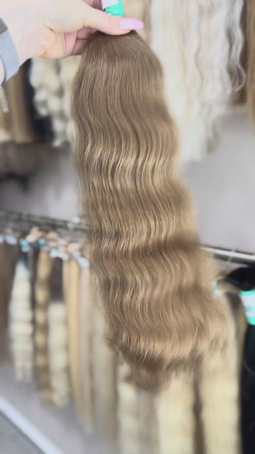 Raw Hair Extensions - Processed (wavy - Color 8 -53 cm -91 gr - 66/230)