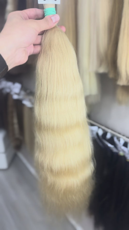 Raw Hair Extensions - Processed (Wavy - Color 24 -67 cm -140 gr - 1862/207)