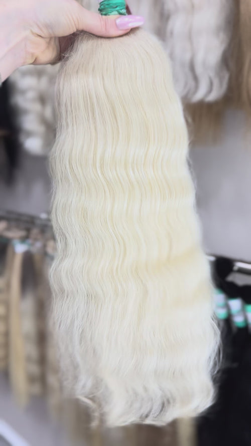 Raw Hair Extensions - Processed (Wavy - Color 000 -54 cm -128 gr)