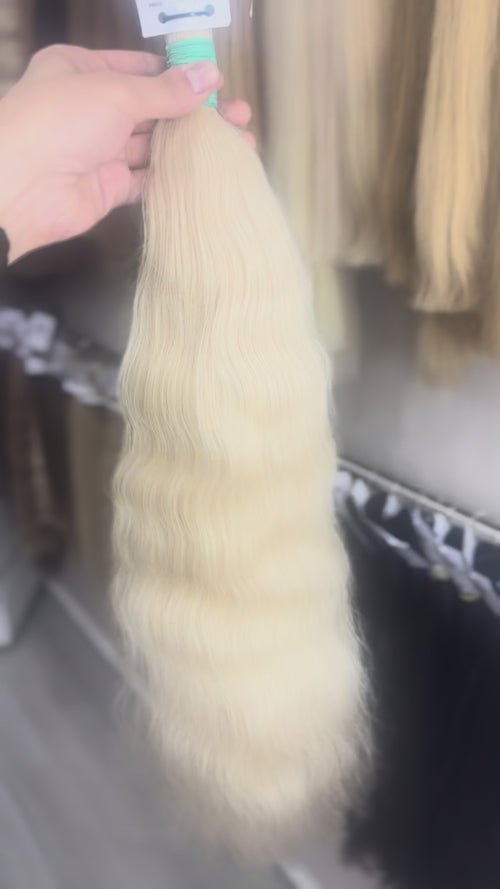 Raw Hair Extensions - Processed (wavy - Color 613 -70 cm -184 gr - 3349/211)