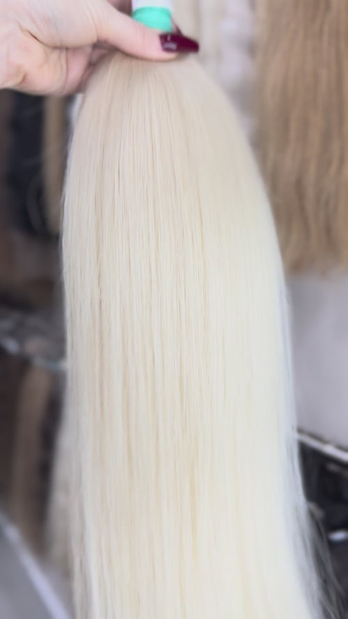 Raw Hair Extensions - Processed (straight - Color 000 -57 cm -128 gr - 16/232v)