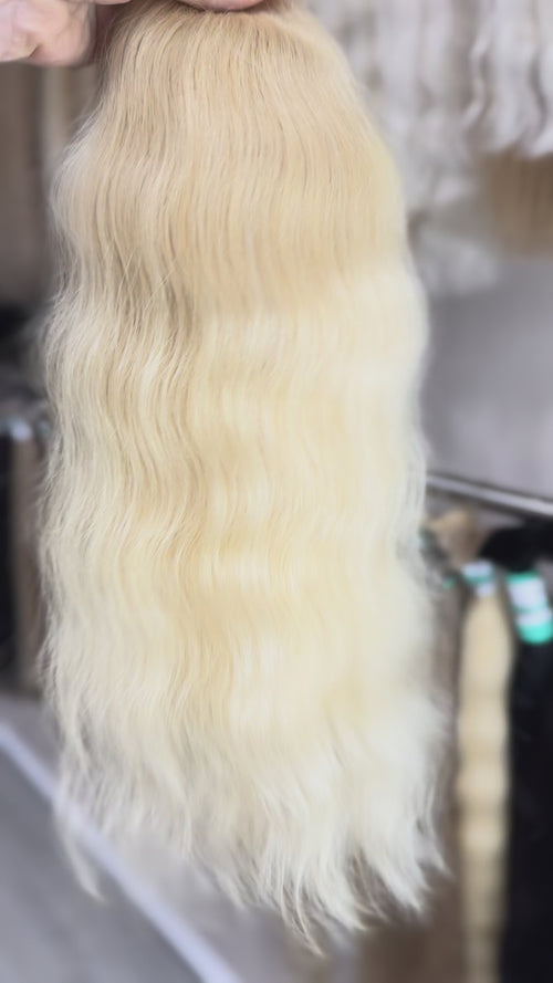 Raw Hair Extensions - Processed (wavy - Color 20 -46 cm -114 gr - 73/224)