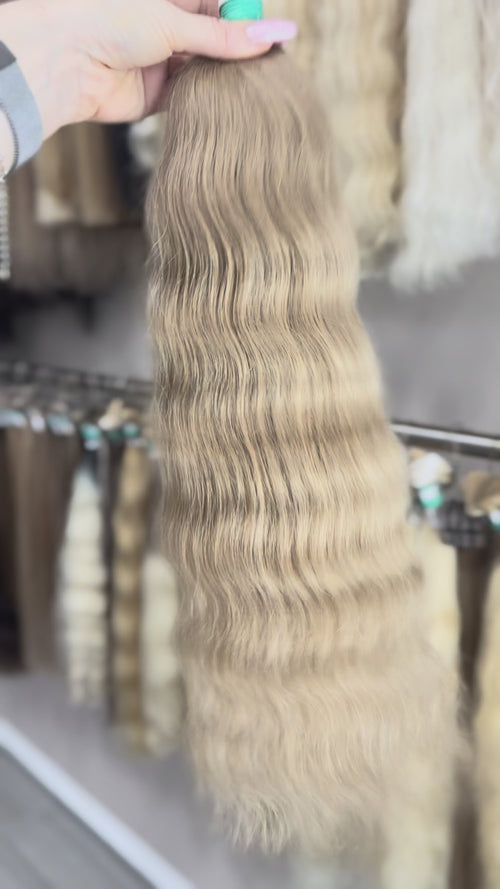 Raw Hair Extensions - Processed (wavy - Color 10 -55 cm -109 gr - 68/230)