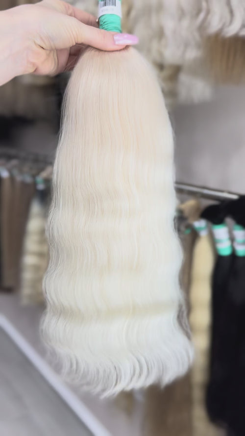 Raw Hair Extensions - Processed (Wavy - Color 200 -49 cm -108 gr - 7416/202)