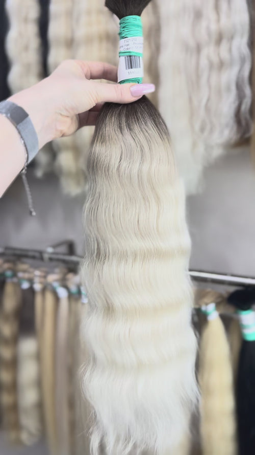 Ombre Hair  - Processed (Wavy - Color 0 -54 cm -133 gr)