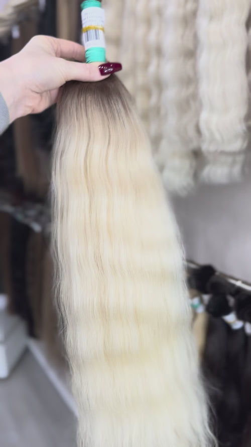 Raw Hair Extensions - Processed (Wavy - Color ombre -67 cm -130 gr - 199/233)