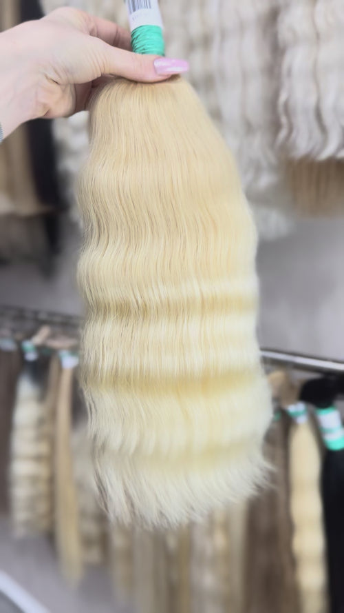 Raw Hair Extensions - Processed (wavy - Color 613 -48 cm -122 gr - 76/224)