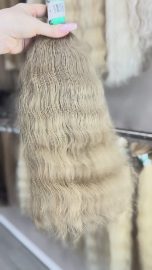 Raw Hair Extensions - Processed (Wavy - Color 199 -48 cm -124 gr)