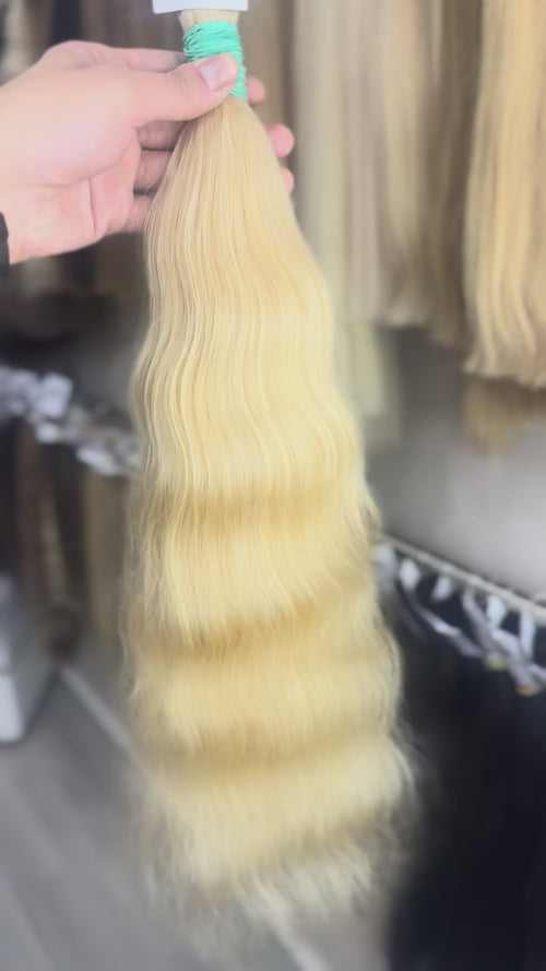 Raw Hair Extensions - Processed (Wavy - Color 25 -62 cm -162 gr - 3806/213)