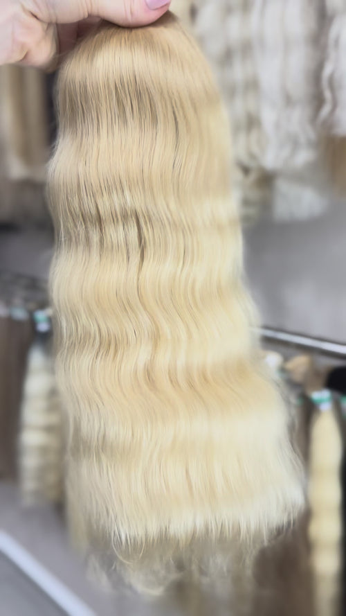 Raw Hair Extensions - Processed (wavy - Color 20 -51 cm -102 gr - 109/225)