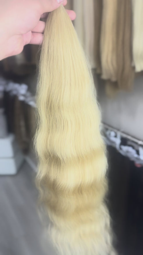 Raw Hair Extensions - Processed (wavy - Color 25 -64 cm -112 gr - 7099/218)