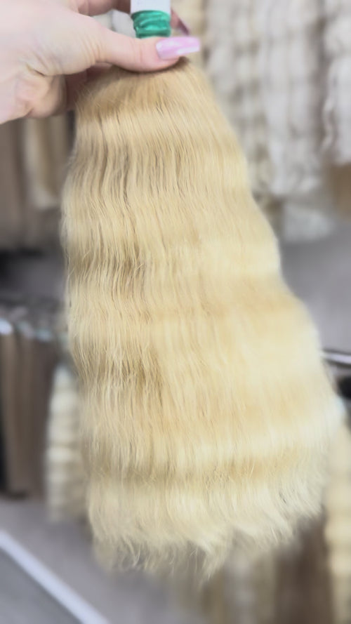 Raw Hair Extensions - Processed (Wavy - Color 24 -46 cm -94 gr - 350/168)