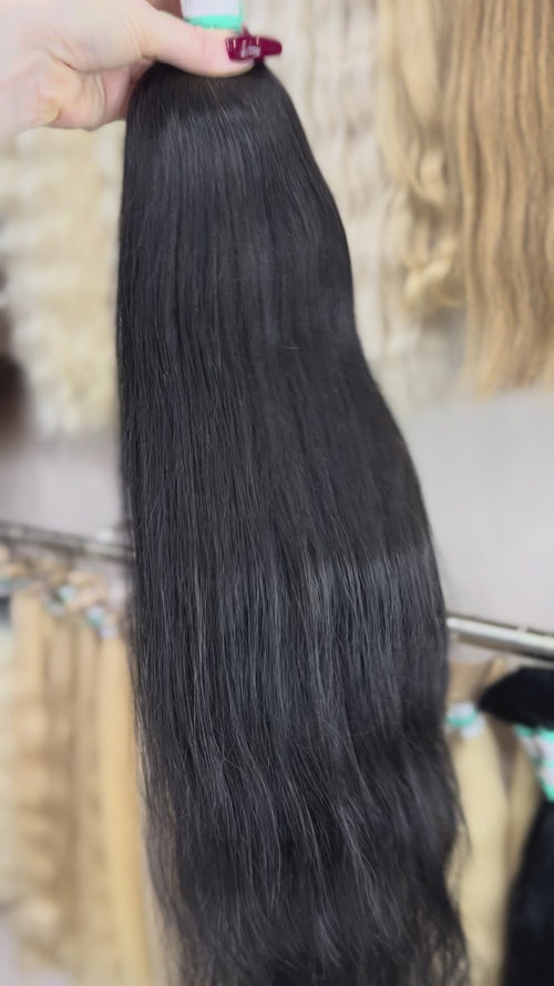 Raw Hair Extensions - Processed (wavy - Color 1 -67 cm -163 gr - 7156/218)