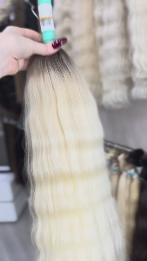 Raw Hair Extensions - Processed (Wavy - Color ombre -67 cm -127 gr - 200/233)