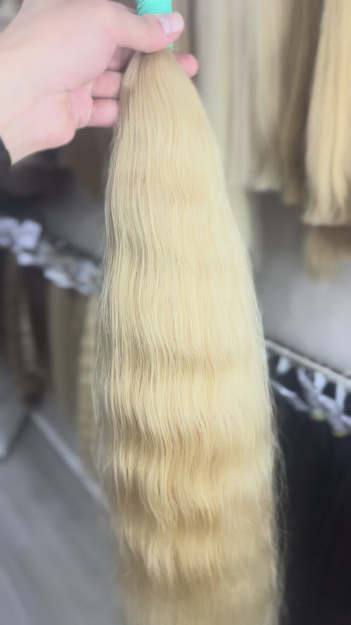 Raw Hair Extensions - Processed (Wavy - Color 18 -72 cm -152 gr - 1888/206)