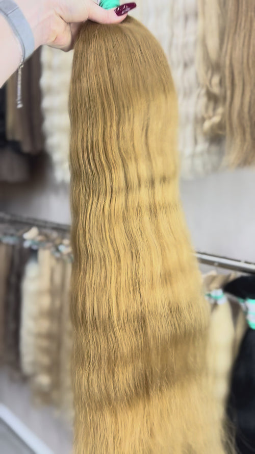 Raw Hair Extensions - Processed (Wavy - Color 87 -78 cm -191 gr)