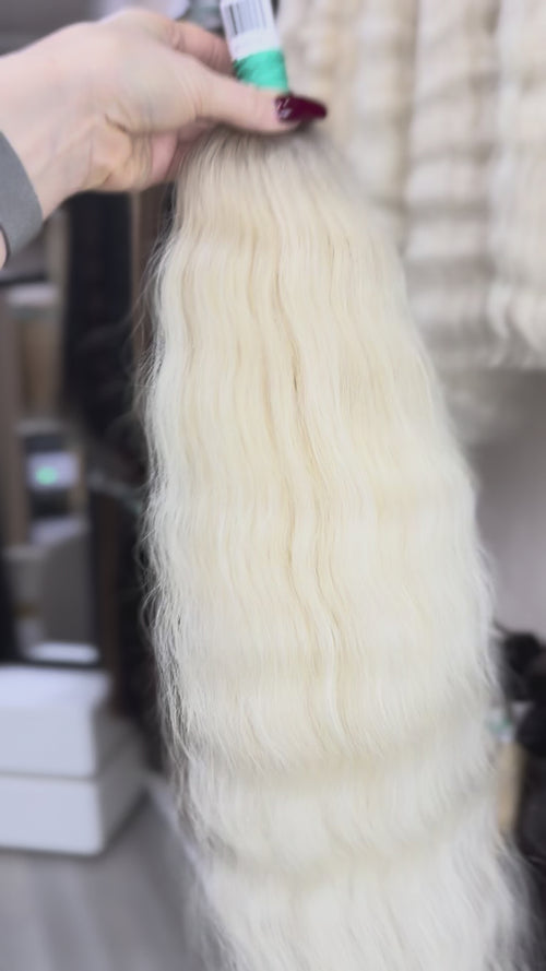 Raw Hair Extensions - Processed (Wavy - Color ombre -58 cm -114 gr - 204/234)