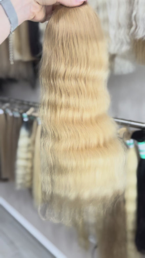 Raw Hair Extensions - Processed (wavy - Color 20 -55 cm -85 gr - 87/224)