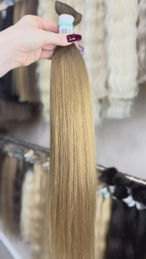Genius Weft Hair Extensions - Processed (Straight - Color ombre -55 cm -83 gr - 4035)