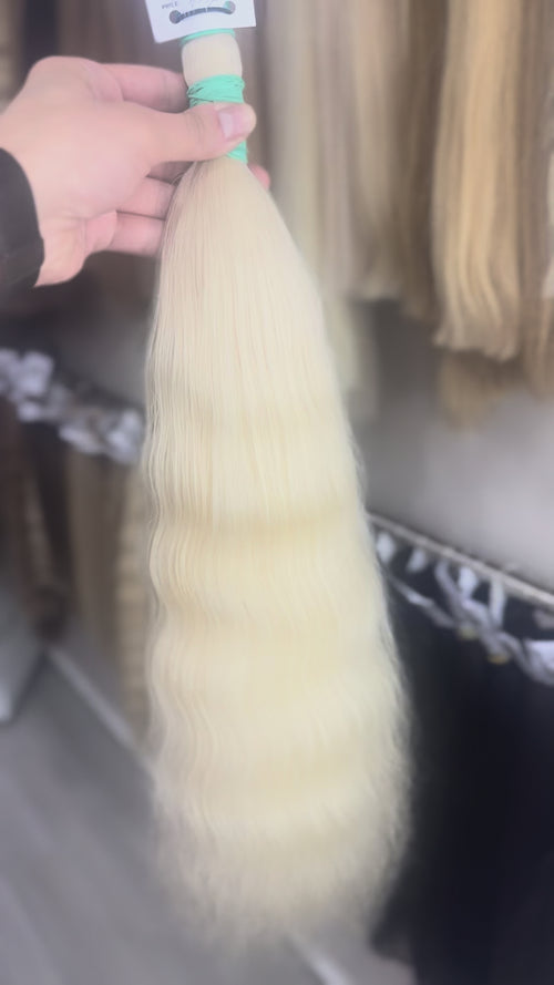 Raw Hair Extensions - Processed (Wavy - Color 000 -62 cm -165 gr - 3570/213)